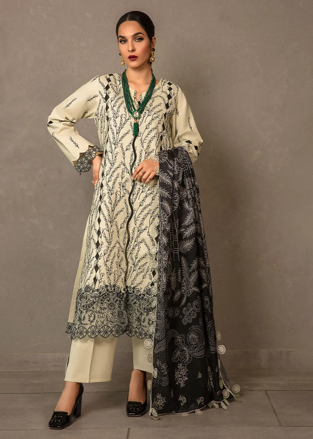 Beige Luxury Lawn Suit | Rang Rasiya | Florence Lawn '23 | LVY - D11