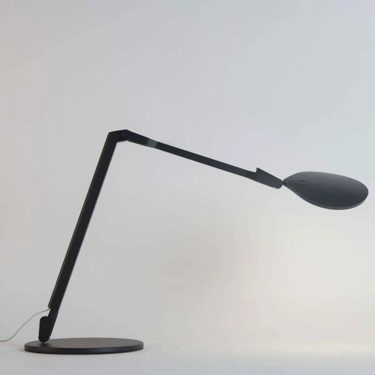 Splitty Reach Matte Black Contemporary LED Desk Lamp with Table Base and USB Port